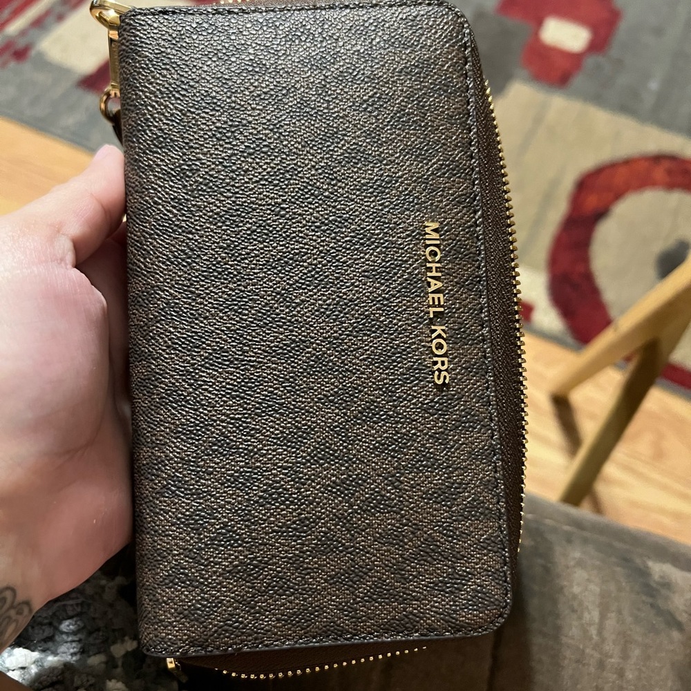 Large Leather Smartphone Wristlet